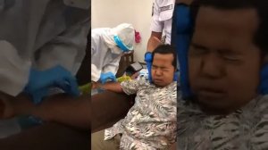 боится уколов