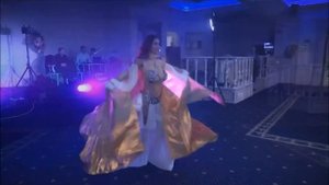 СУПЕР Обворожительный танец с КРЫЛЬЯМИ