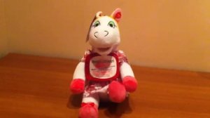 Белая лошадка