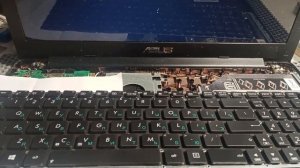 Замена клавиатуры на ноутбуке ASUS X553SA  ,а также ремонт Колонки звуковой.