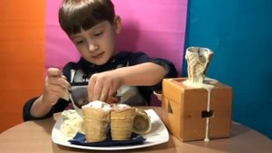 DIY МОРОЖЕНОЕ С СЮРПРИЗАМИ!САМОЕ Необычное МОРОЖЕНОЕ. الآيس كريم مع المفاجآت  Ice cream