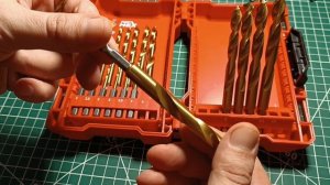 Набор сверл  по металлу с шестигранным хвостовиком Milwaukee RedHEX HSS-G TiN 2-10мм 19шт (48894760)