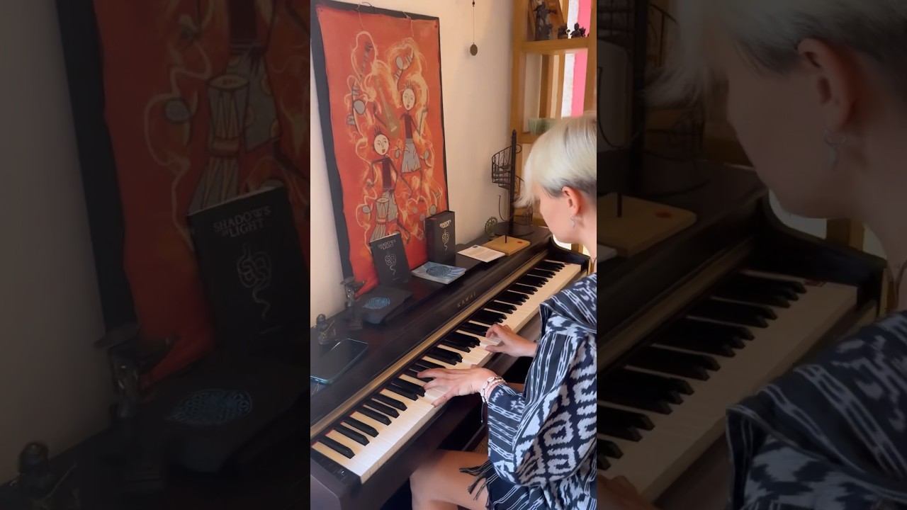 Зашла в муз магазин в Убуде. Дальше случилось это… #music #bali #ubud #improvisation #music #ethnic
