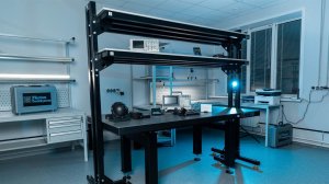 Стеллажи и полки для оптического стола