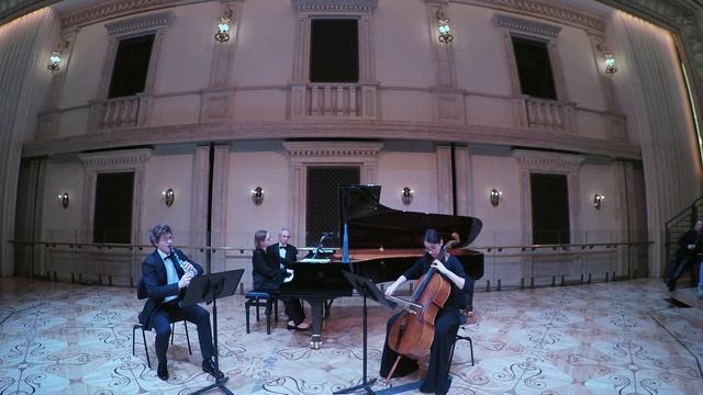 Иоганнес Брамс. Трио для фортепиано, кларнета и виолончели ля минор, ор. 114 смотреть онлайн