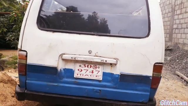 THE LOWEST PRICE VAN 3 LAKS