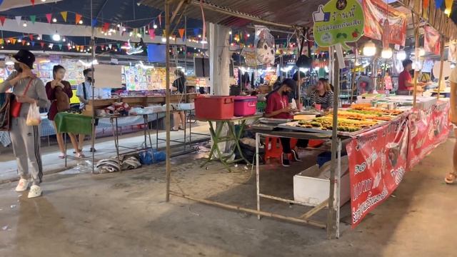 Cheapest Night Maket in Bangkok Talad Neon Night Market Thailand 