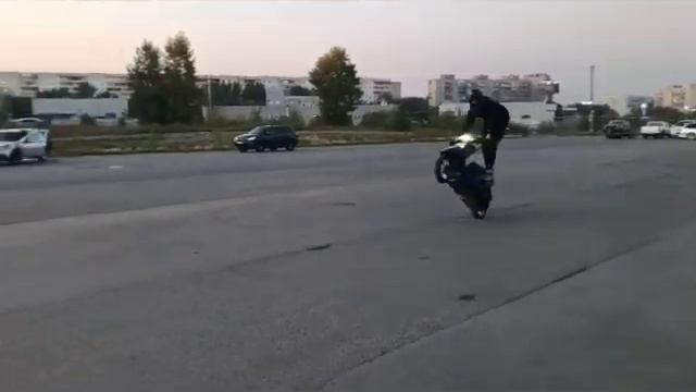 СТАНТ НА СКУТЕРАХ, СХОДКИ, ПОКАТУШКИ, HONDA DIO смотреть онлайн