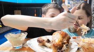 МУКБАНГ КУРИЦА ГРИЛЬ/САЛАТ с АНАНАСОМ/mukbang grilled chicken/pineapple salad