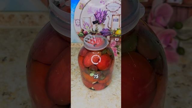 Необычные, но очень вкусные маринованные помидоры с корицей