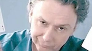 качаю всякую фигню и играю в нее