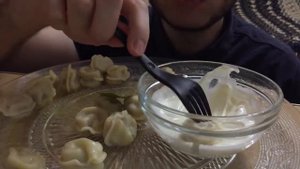 АСМР пельмени со сметаной | ASMR DUMPLINGS MUKBANG | EATING SOUNDS (no talking)