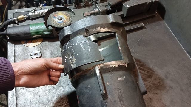 Сварка чугуна , аргон(в среде аргона) .Колокол чугунный. смотреть онлайн