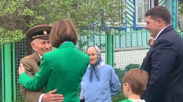 Ветерана ВОВ Аглиева З. А. поздравляют с праздником смотреть онлайн