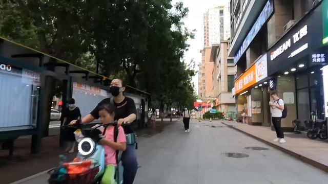 广州平民美食生活！59元两人晚餐消费！平，靓，正！份量超大！点心饮茶，隐藏在2楼！市场扫街，3.5元桃！Must-Try! Cantonese food in Guangzhou!#deliciou