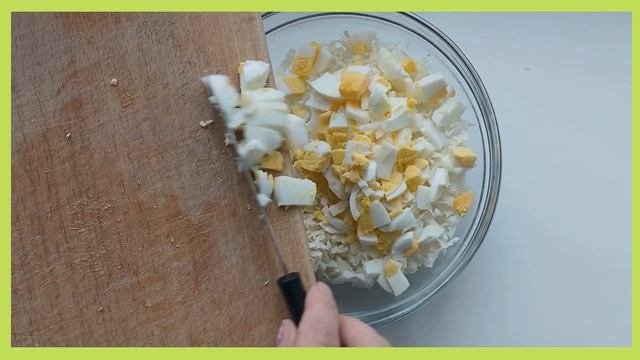 Салат с тунцом и пекинской капустой за 10 минут #рецепт #еда #тунец #пекинскаякапуста #рецепты