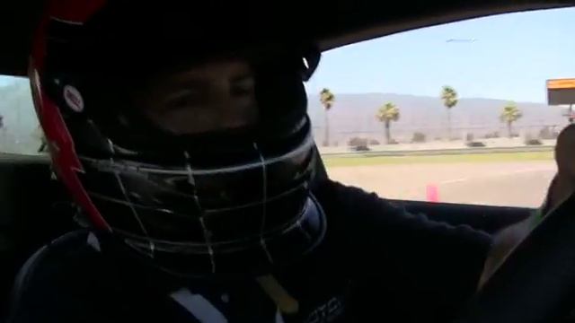 2011 Camaro Track Test - California Speedway смотреть онлайн