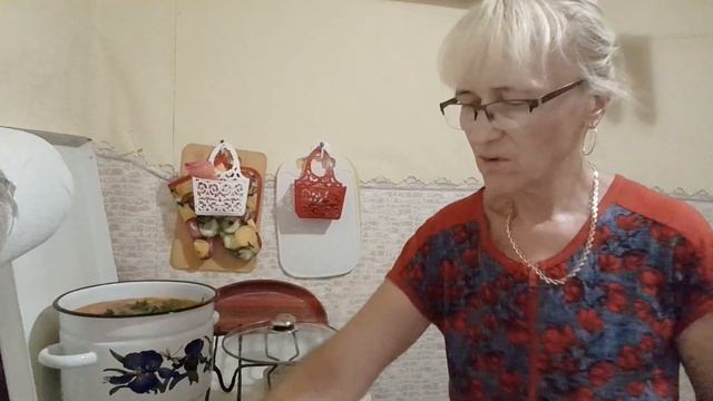 Живём в селе!Кто украл цыплят.Зелёный борщ.