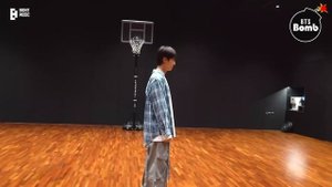 BANGTAN BOMB 'Running Wild' Challenge Sketch with Jin and j hope   BTS 방탄소년단