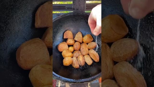 Казан кебаб с курицей в казане на костре#shorts #рецепт #мясо #вкусно #казан#казанкебаб # смотреть онлайн