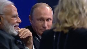 Примерный диалог Путина и Меган Келли  Вы читали эти отчёты  Нет, они секретные  А я читал!