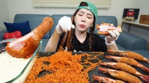 초대왕 치킨 🍗 치즈퐁듀 & 불닭볶음면 먹방 레시피 Giant Chicken Cheese Fondue Korean Buldak Ramen Mukbang ASMR Ssoyoung