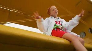 МИЛАНА ФИЛИМОНОВА – ЛЕТО (Official music video)