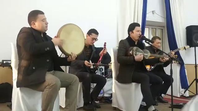 Shirin shaxar Asatillo Sheraliyev 🎤🎹🎼 jonli ijro смотреть онлайн