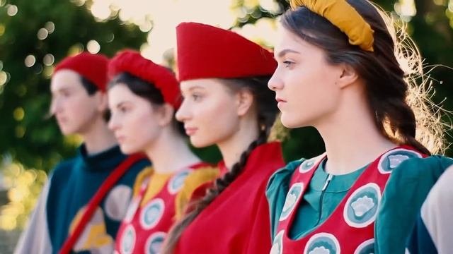 IBEFF_2020 Дарья Левченко, Анастасия Левченко - коллекция «Градъ Буянъ» (г. Иваново)