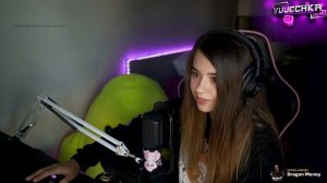 Мокривский познакомился с родителями Юечки / Юечка сравнивает Москву и Киев / Аниме голосочек