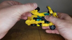 BUMBLEBEE CHEVROLET CAMARO 1977 TRANSFORMERS RISE OF THE BEASTS