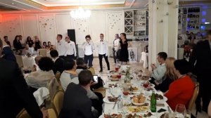 Танец официантов