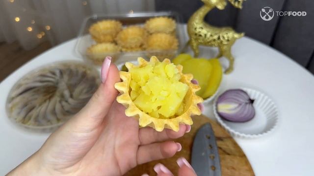 Вкуснейшие ТАРТАЛЕТКИ с сельдью. Очень лёгкая и быстрая закуска на Новый Год 2024! Просто и вкусно!