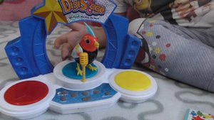 Интерактивная игрушка DigiBirds Поющая Птичка со сценой