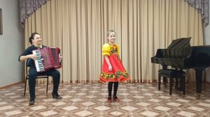 Прохорова Мария 7 лет
рнп "На торгу"