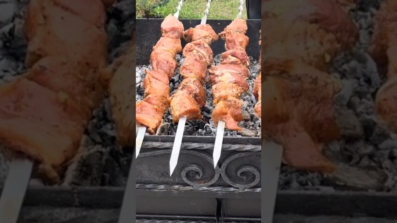 ШАШЛЫК В СОЕВОМ МАРИНАДЕ Отличный вариант на майские праздники #shorts #рецепт #шашлык#мясо # смотреть онлайн