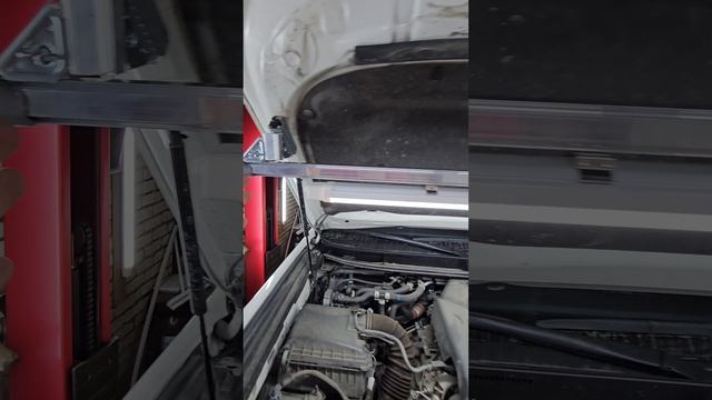 Самоделка. Подкапотный светильник. #toirtoyota #automobile #toyota #rav4 #камри #mechanic #top #топ