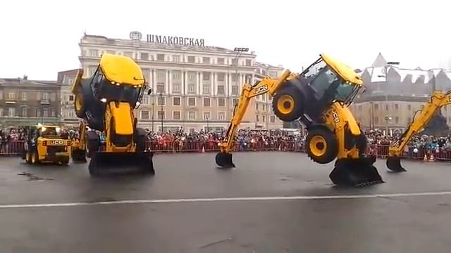 Танец экскаватора видео. Танец экскаватора видео