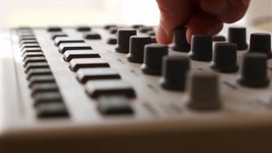 Change • Elektron Model:Samples • Ambient