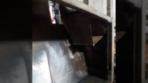 Бокс для оглушения КРС, фиксация головы