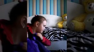 Женская одежда пранк над младшим братиком я его одела в женскую одежду
