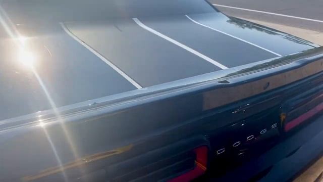 2015 Dodge Challenger SRT 392 смотреть онлайн