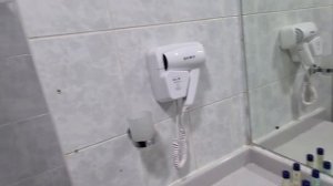 Nejoum Al Emarate Hotel Tour/ Dubai - Sharjah-Roller, Street Walking Tour/Day - Night View/2021/Ep