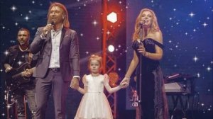 КАК МИЛО. ФОТО ВИННИКА И ТАЮНЕ С ДЕВОЧКОЙ ВЗОРВАЛО СЕТЬ...