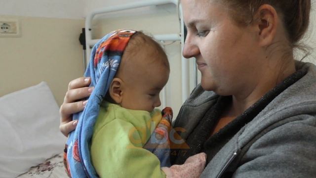 Fier, fluks të sëmurësh në Pediatri | ABC News Albania смотреть онлайн