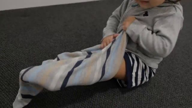 Montessori Practical Life Activities #3 | Self Care (MONTESSORI AT HOME) смотреть онлайн