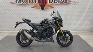 Suzuki GSX-S750 038391