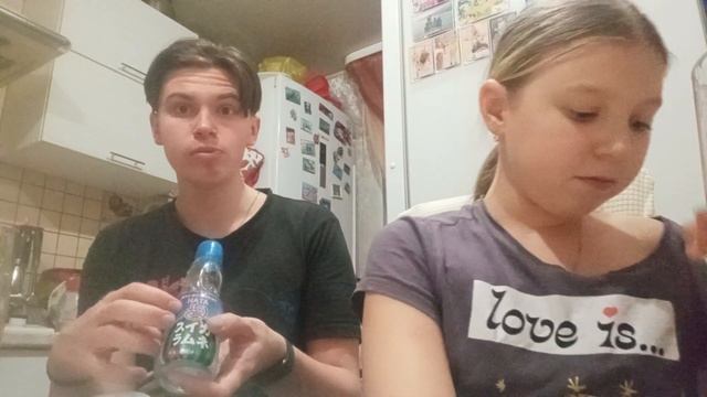 Пробуем мармелад и японскую газировку смотреть онлайн