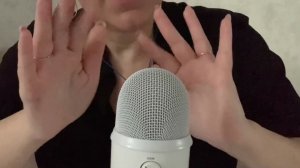 АСМР ЗВУКИ РУК (СУХИЕ И ВЛАЖНЫЕ) ДВИЖЕНИЯ РУК БАБОЧКИ/слова ХОРОШО ПОКА/ASMR HANDS SOUNDS