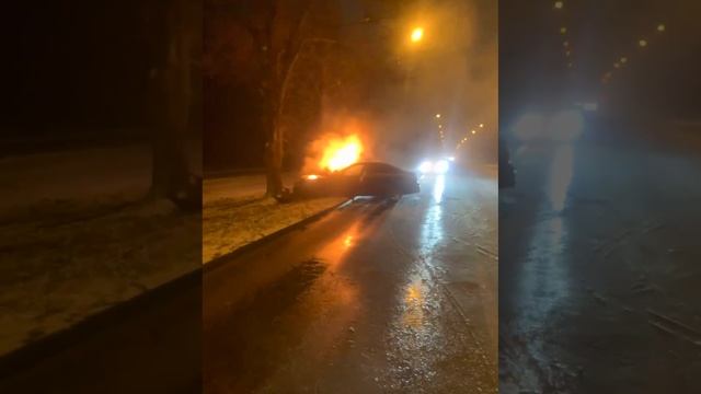 В Ставрополе загорелась машина